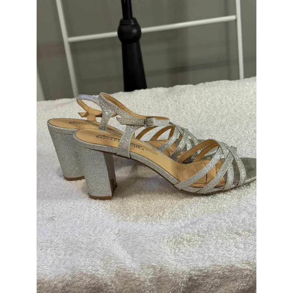 American Glamour Badgley Mischka Silver Glitter Block Heel Strappy Sandals  8